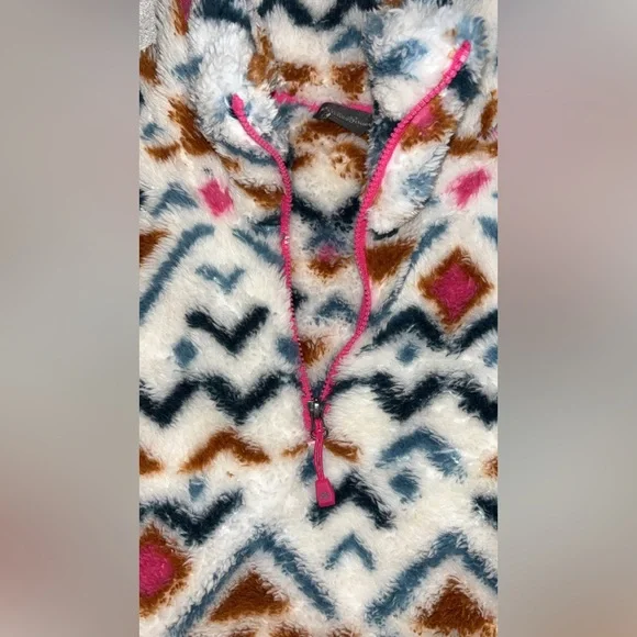 Eddie Bauer Faux Fur Mosaic Halfzip Pullover Sweater - Picture 3 of 5